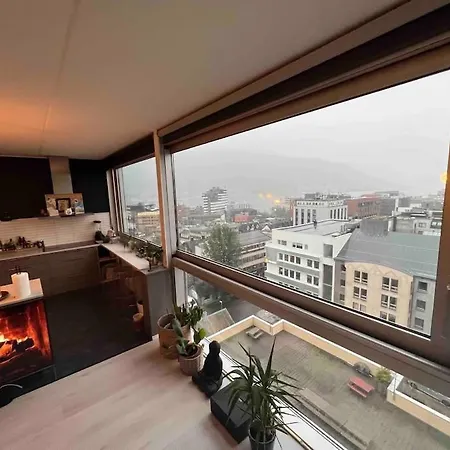 Apartment 10th Floor Penthouse In The Heart Of Tromso