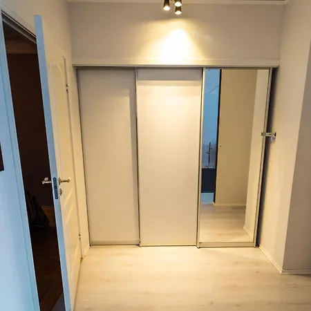 10th Floor Penthouse In The Heart Of *