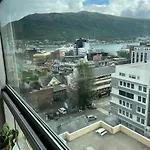 公寓 10th Floor Penthouse In The Heart Of *