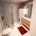 10th Floor Penthouse In The Heart Of