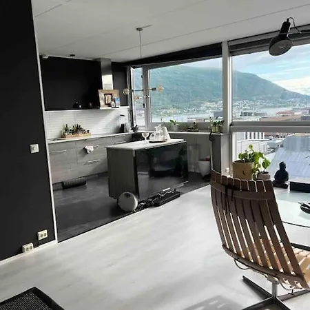 10th Floor Penthouse In The Heart Of Apartamento